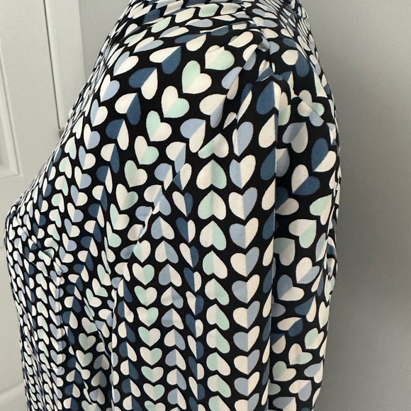 V-Neck Blouse - Picture 5 of 7